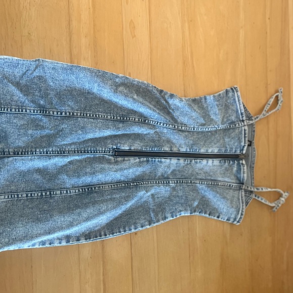 Denim dress - Picture 3 of 3